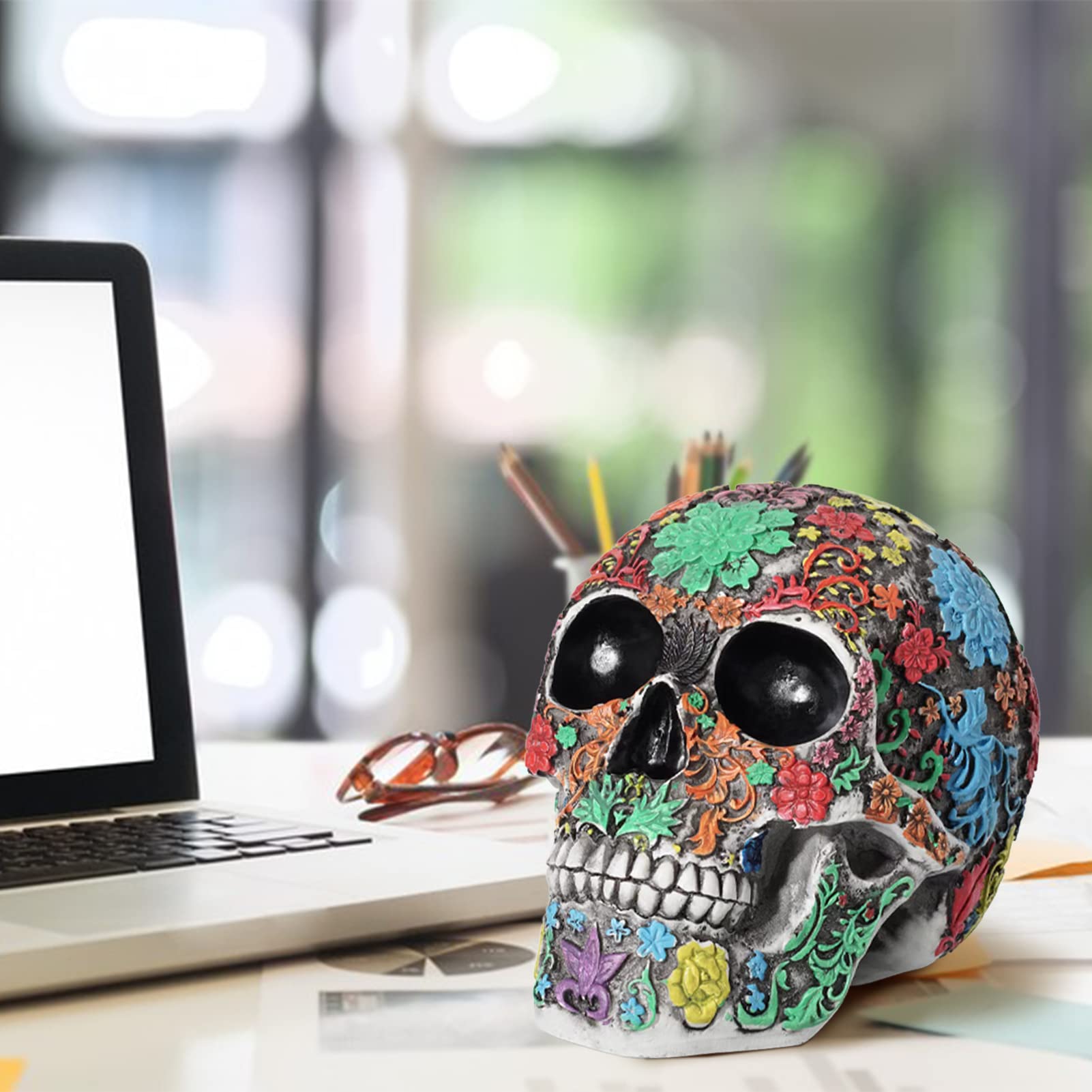 Cabeza de muerte tallada de diseño gótico,estatua de cráneo con pétalos,Adornos de halloween de cráneo de resina,Ornamento de cráneo pintado,mesa de comedor,decoración de salón (estilo 1)