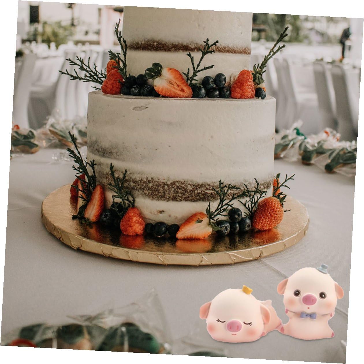 BESPORTBLE 4pcs Resin Pig Cake Ornaments Miniature Decorations for Birthday Parties Cute Animal Sculptures for Cake Toppers and Home Interior Display