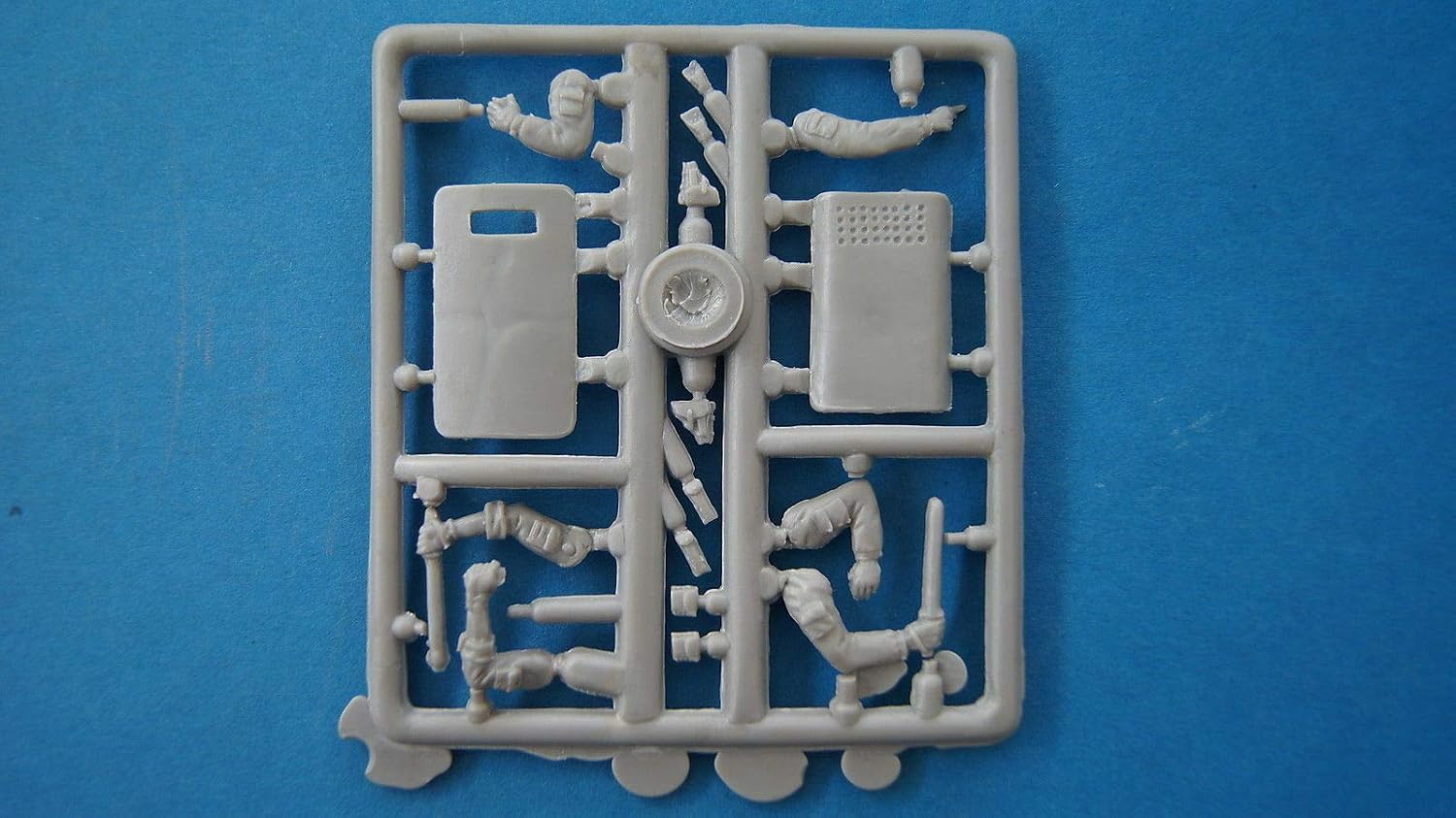 MF Mars Figures 1/35 Russian Riot Police (OMON), 1990-2000, Model Kit