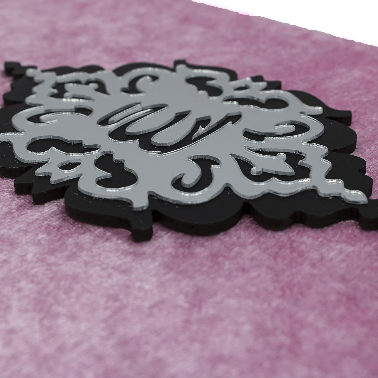 Modefa Islamic Turkish Holy Quran in Arabic with Keepsake Velvet Gift Case & Prayer Beads (Pink/Black)