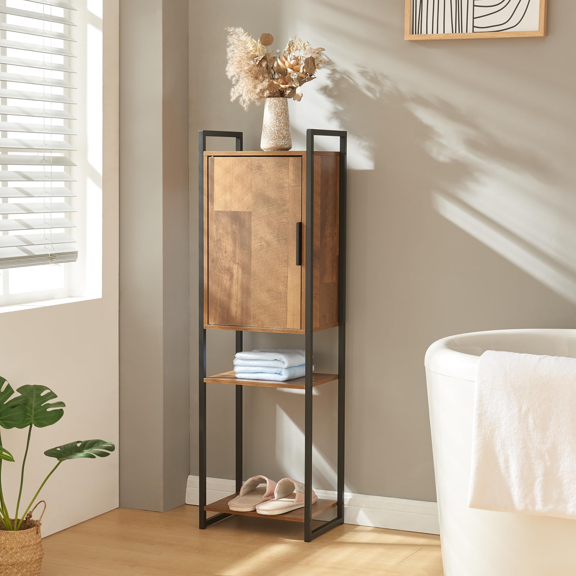 [en.casa] Armadio da Bagno Mobile Basso da Terra per Bagno Arredo Bagno per Stoccaggio con Anta e Ripiani 115 x 35 x 25 cm Nero/effetto Legno Intarsiato color Noce