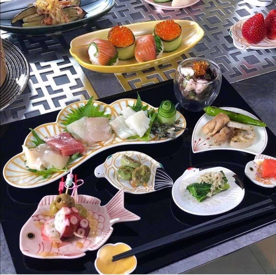 有田焼 幸楽窯 錦金松葉形前菜皿 白金 6点セット お正月や