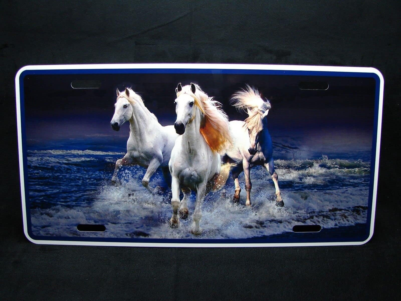 Mustang Horses Metal CAR License Plate AUTOTAG White Mustang Horse License Plate for Car/ Men's Den/ Room/ Garage/ Workshop Decor