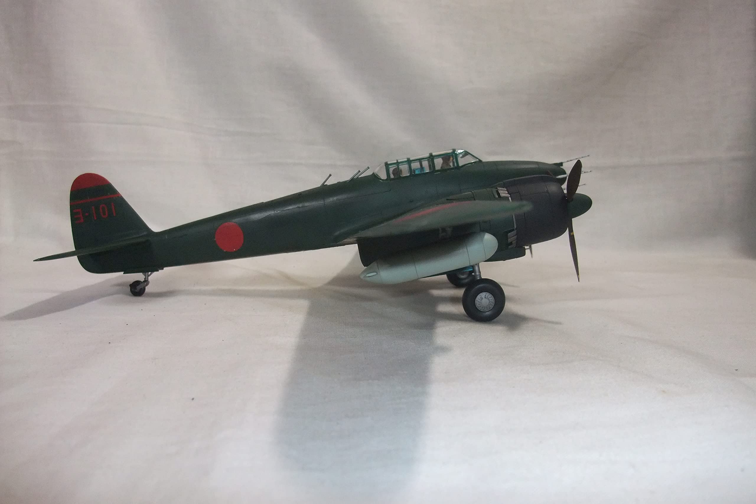 Amazon | 完成品 日本海軍 月光 夜間戦闘攻撃機型 ４８分１サイズ