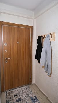 Genel Ahşap Duvar Askılığı, Katlanabilir Kanca Sistemi, Doğal Ahşap Malzeme, Dekoratif Modern Tasarım