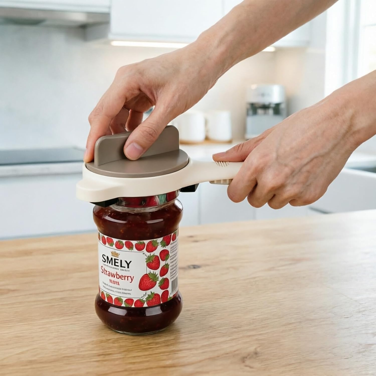 can opener, a practical kitchen tool | used to open bottle caps, easy to use and effortless, loved by the elderly, easily opens all kinds of jars and bottles