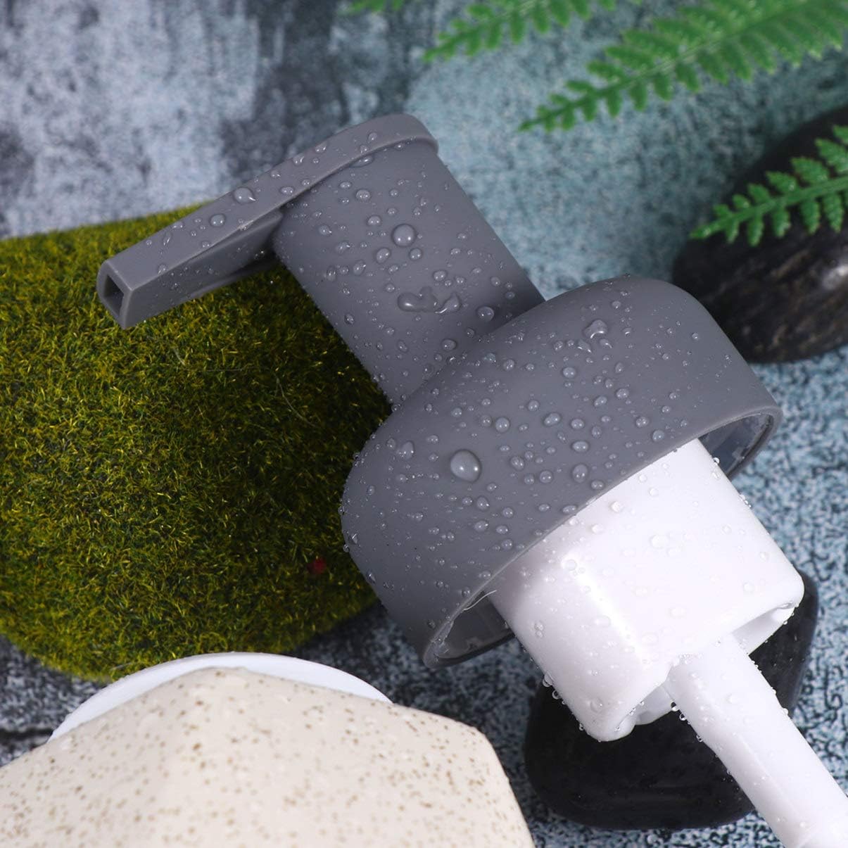 Cabilock 1pc Ceramic Foaming Lotion Dispenser Press Button Liquid Soap Dispenser for Stylish Bathroom Decor Functionality