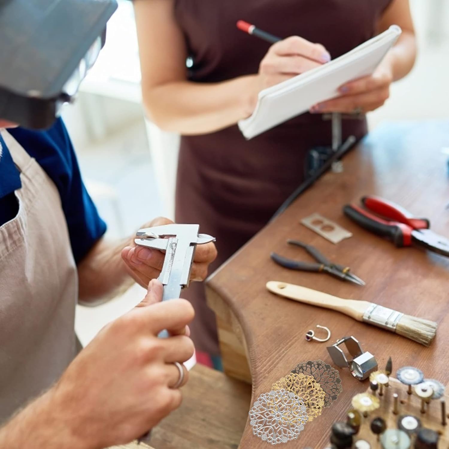 EXCEART 60Pcs Assorted Color Filigree Round Pieces for DIY Jewelry Making - Hollow Design Charms for Necklaces, Earrings, Crafts - Image 4