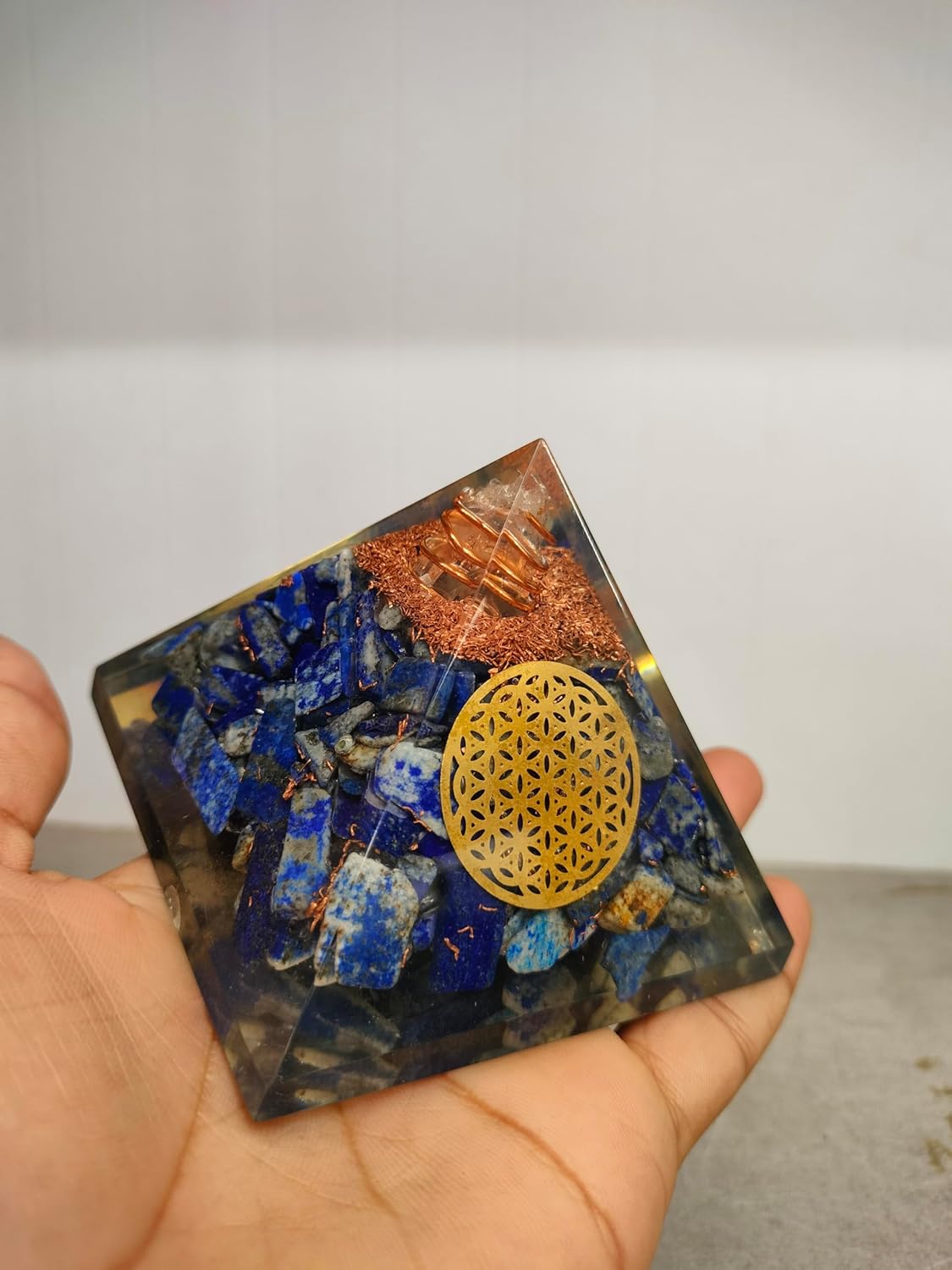 Lapis Lazuli Orgone Pyramid – Wealth, Success & Spiritual Growth | Orgonite Pyramid with Flower of Life for Chakra Healing & Energy Protection