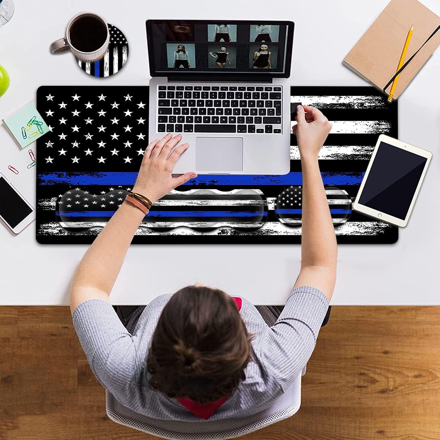 Large Gaming Mouse Pad with Stitched Edges, Extended XXL Mousepad, Office Desk Pad Writing Pad, 31.5 x 11.8 in,Ergonomic Memory Foam Keyboard Wrist Rest Support,Retro Blue Line American Flag Desk Mat