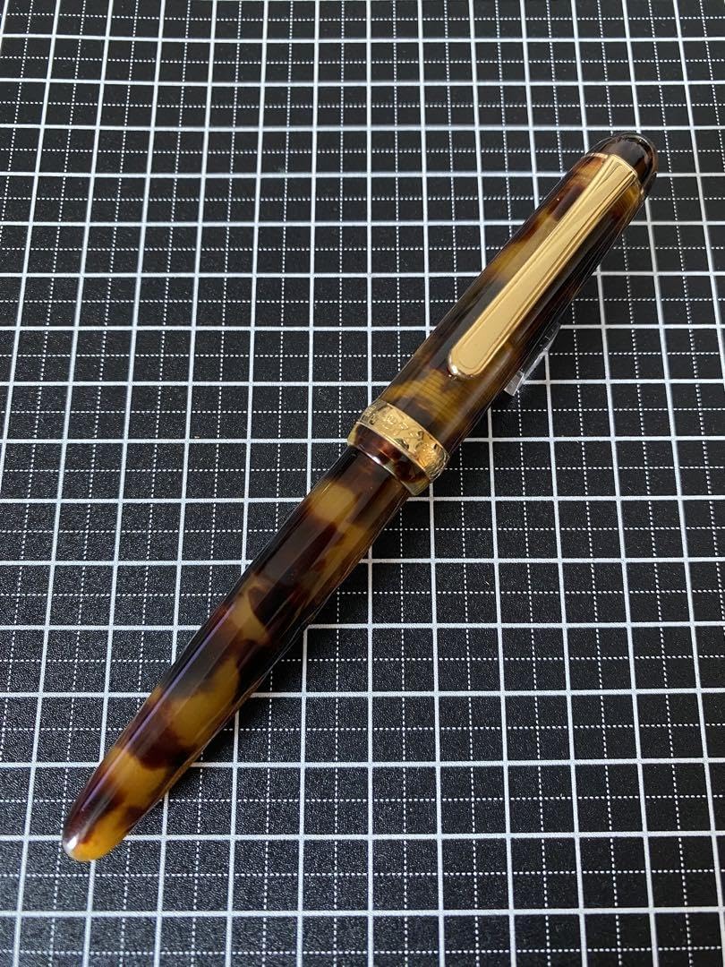 Amazon | PLATINUM #3776 Celluloid ベッコウ 万年筆 字幅M | 万年筆