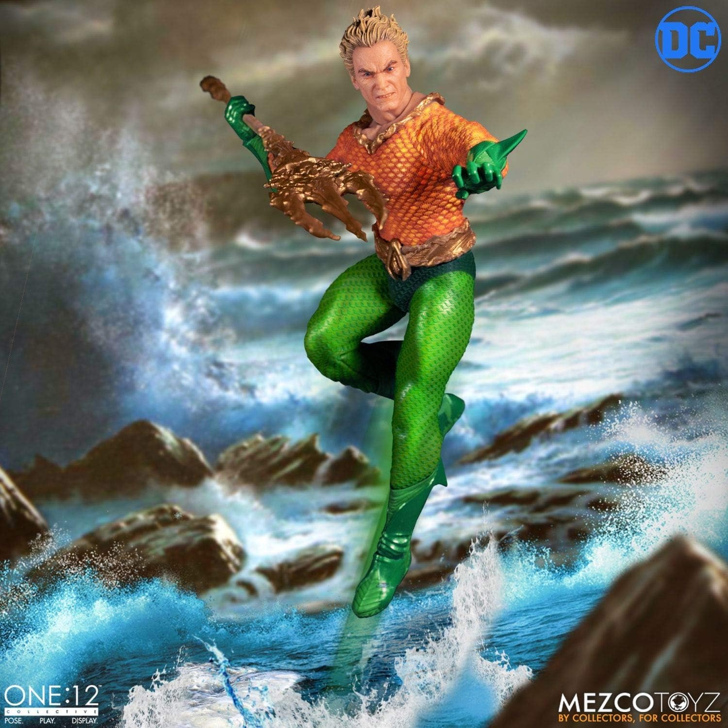 Mezco Toyz DC Comics One 12 Collective Aquaman Action Figure