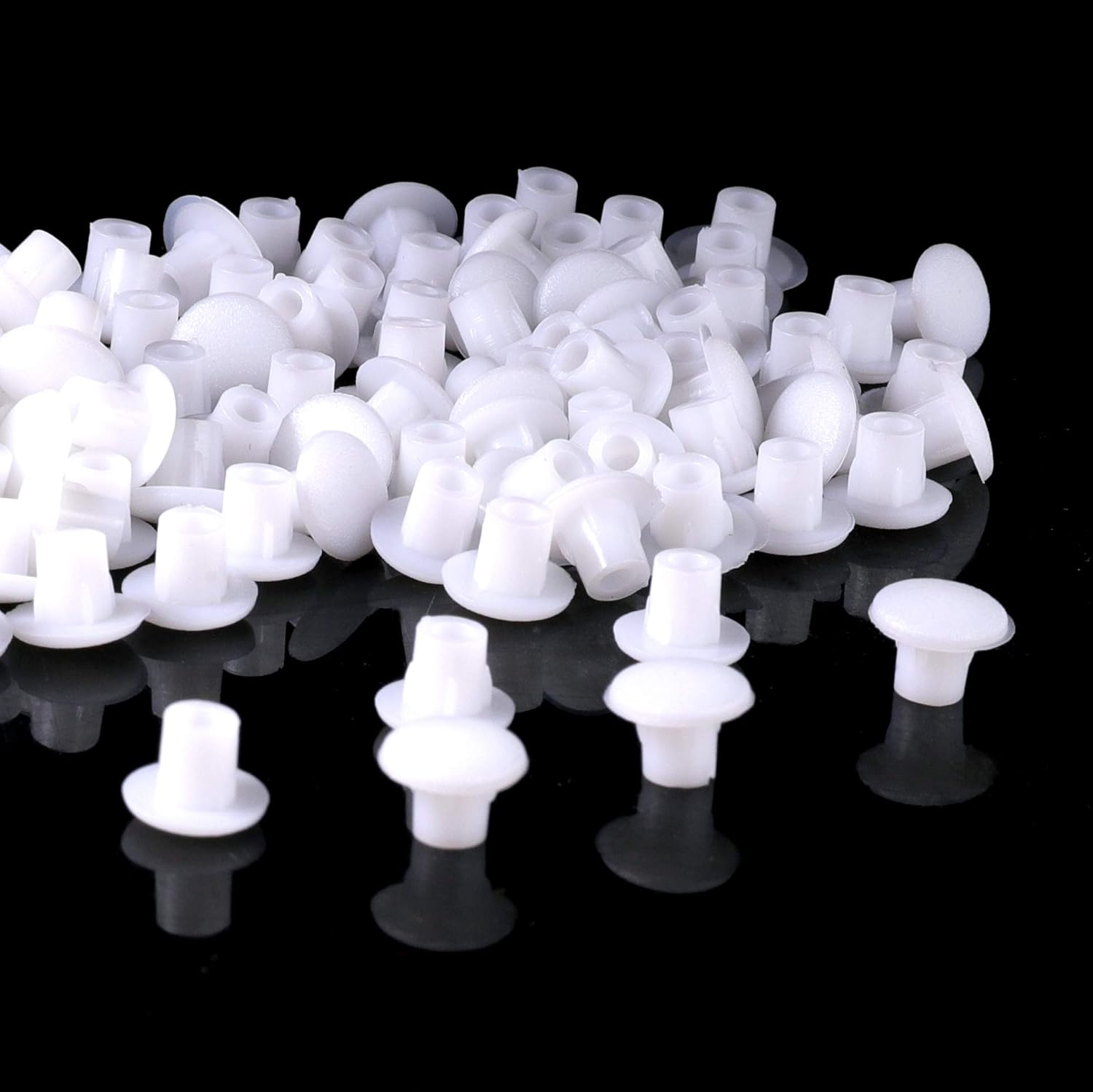 600 Pcs 4.4mm 0.17" Plastic Hole Plug Button Top Blanking Drilling Cover Caps Plugs for Chair Cabinet Cupboard Shelf, White