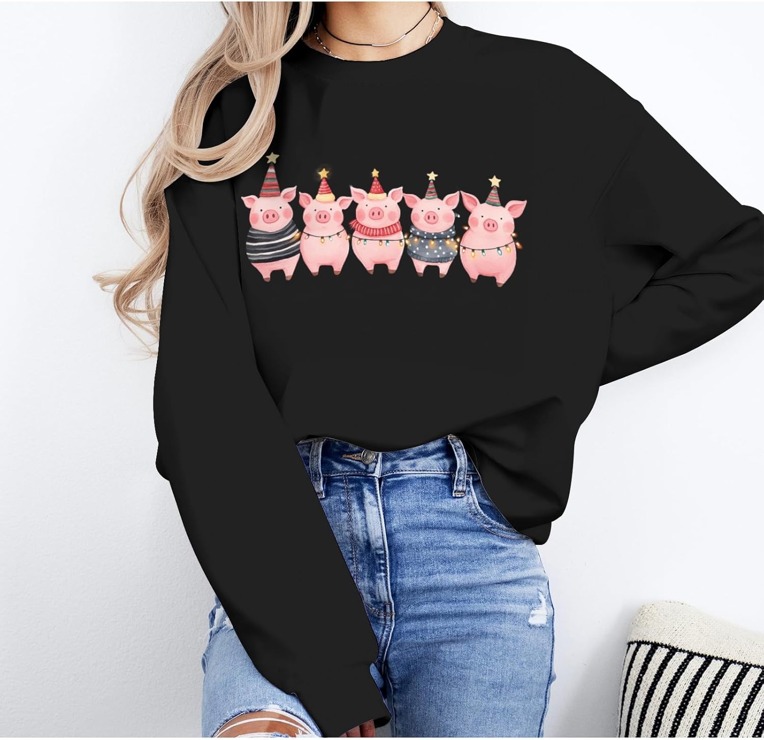 Christmas Pigs Women's Sweatshirt Pig Lover Gift Long Sleeves Sweatshirt Cute Holiday Pig Christmas Pullovers - Image 3