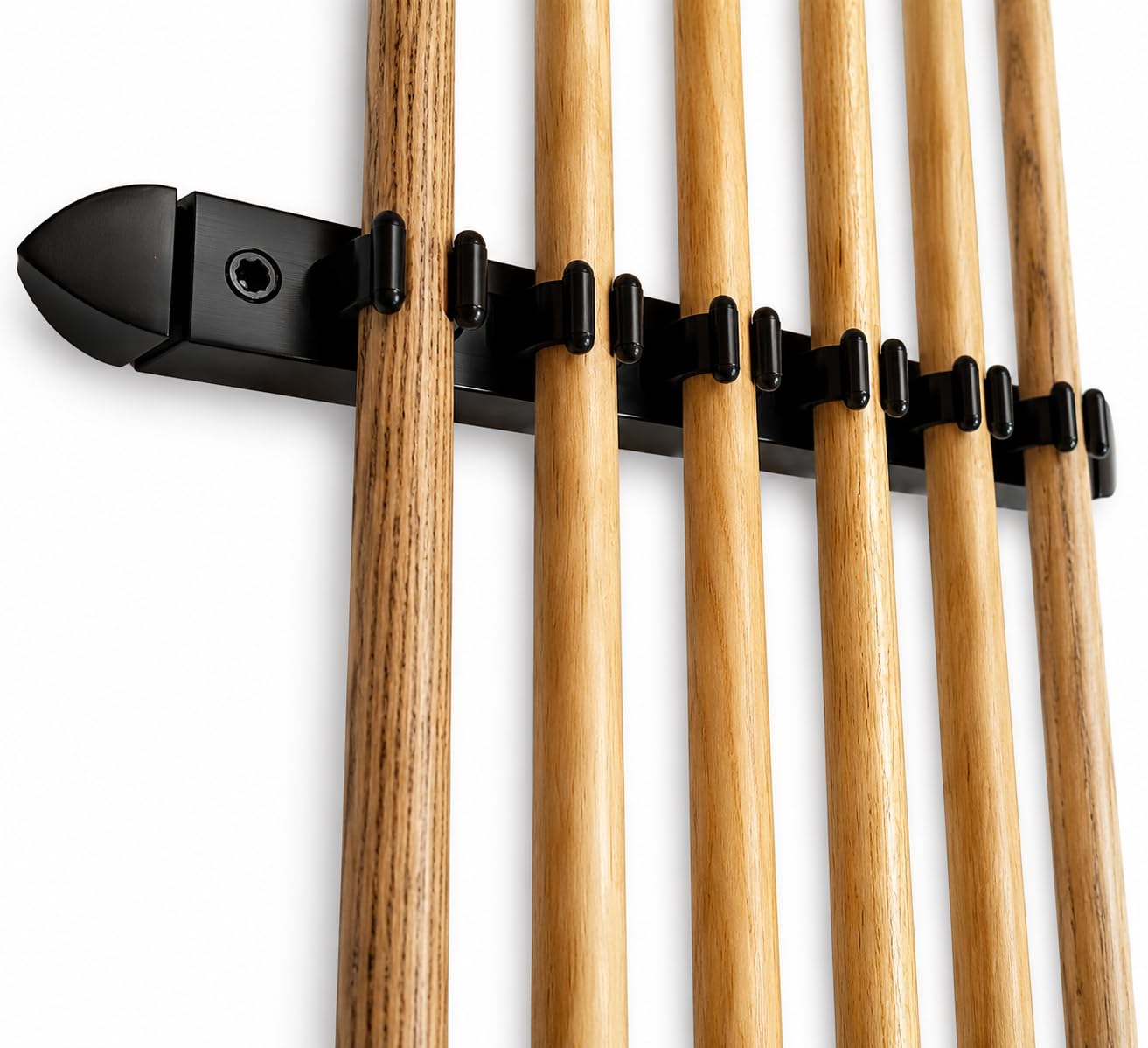 John West Billard Set mit Wandhalterung, 4 Queues 145 cm, 2 Brückenqueues | Queuehalter für 6 Queues, Zweiteilige Billardqueues, Pool Billard Zubehör Set