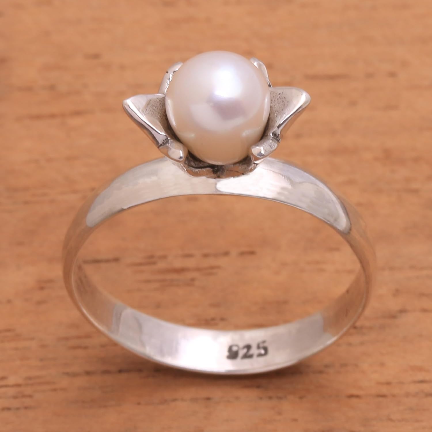 NOVICA Artisan Handmade Cultured Freshwater Pearl Solitaire Ring Floral Cocktail from Bali .925 Sterling Silver Indonesia Birthstone 'Blooming Light'