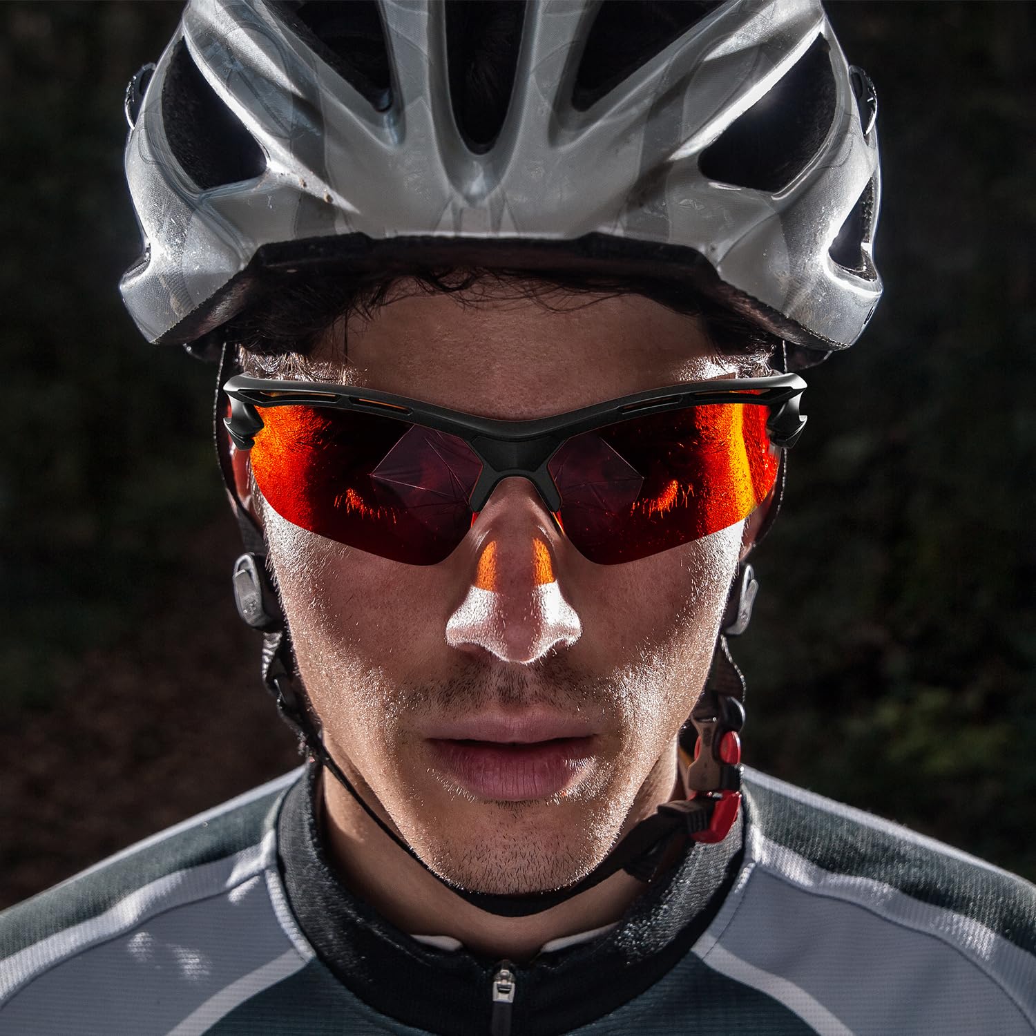Occhiali da sole sportivi polarizzati per uomo donna ciclismo baseball corsa guida pesca TR90 telaio infrangibile