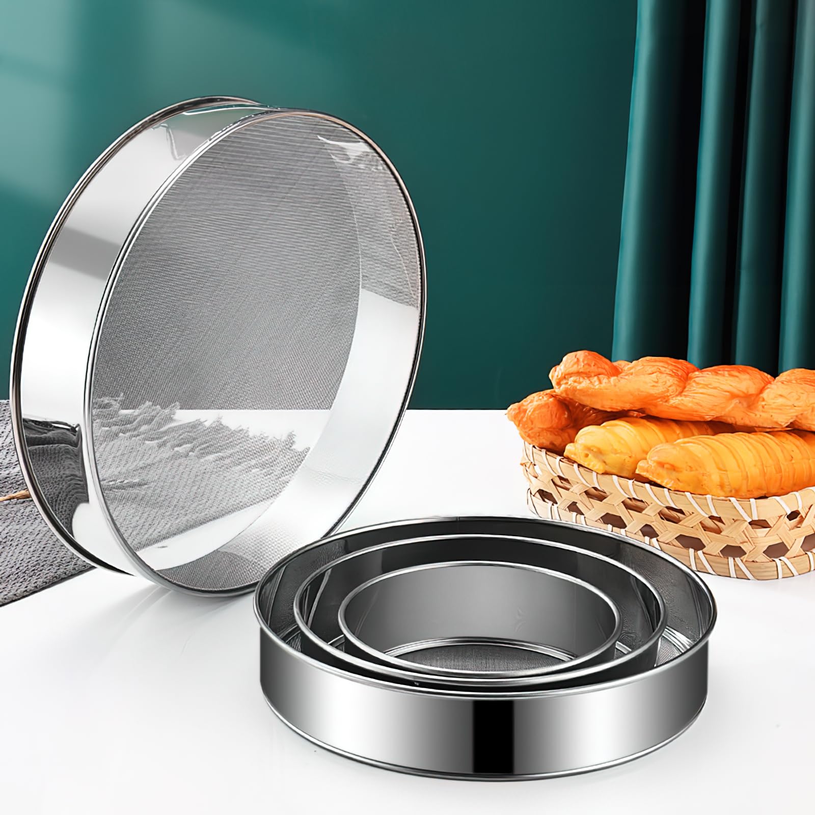 Lot de 4 tamis ronds en acier inoxydable 60 mailles avec tamis à mailles fines de 15,2 cm, 20,4 cm, 25,4 cm, 30,5 cm pour décoration de gâteaux, tartes, pâtisseries, cupcakes