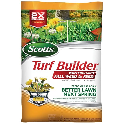 Scotts Turf Builder WinterGuard Fall Weed & Feed3, Weed Killer Plus Fall Fertilizer, 4,000 sq. ft., 11.43 lbs.