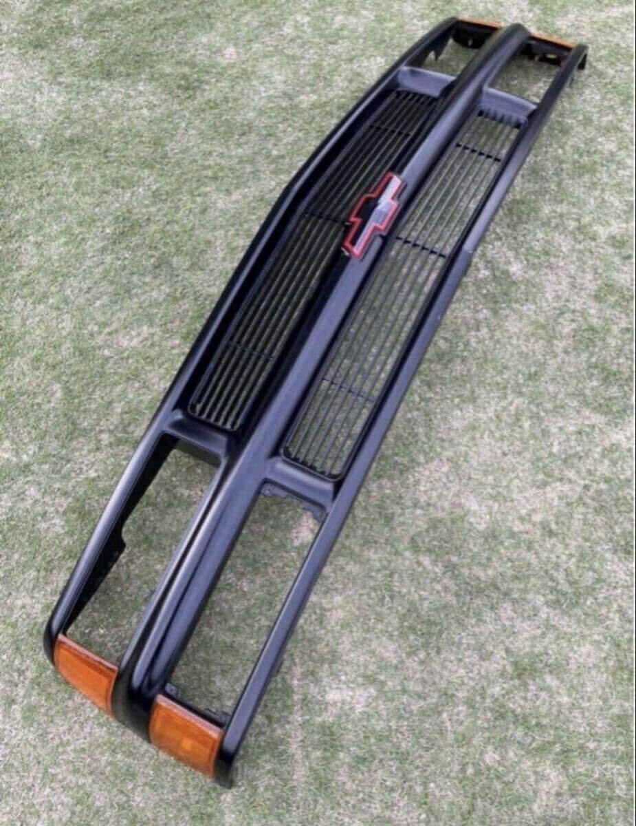 1994y～1998y シボレーC1500 フロントグリル ボウタイ シボレー C1500