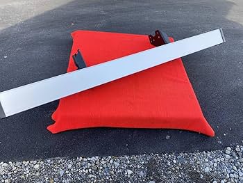 ②いすゞ２トン〜４トン用リヤバンパー刻印H4PステーNI3A新車外し Amazon | アルミ リアバンパー 増トン用 新車外し いすゞ