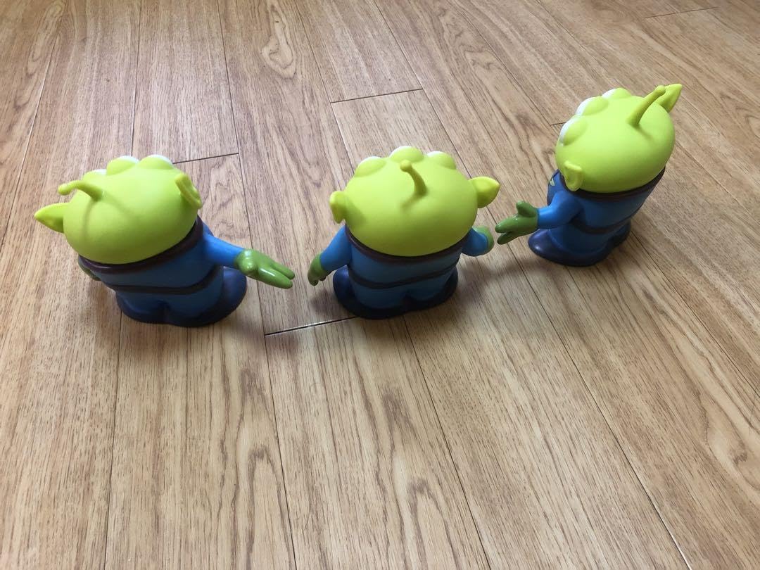 Amazon.co.jp: げ可リトルグリーンメン 等身大フィギュア1体 : おもちゃ