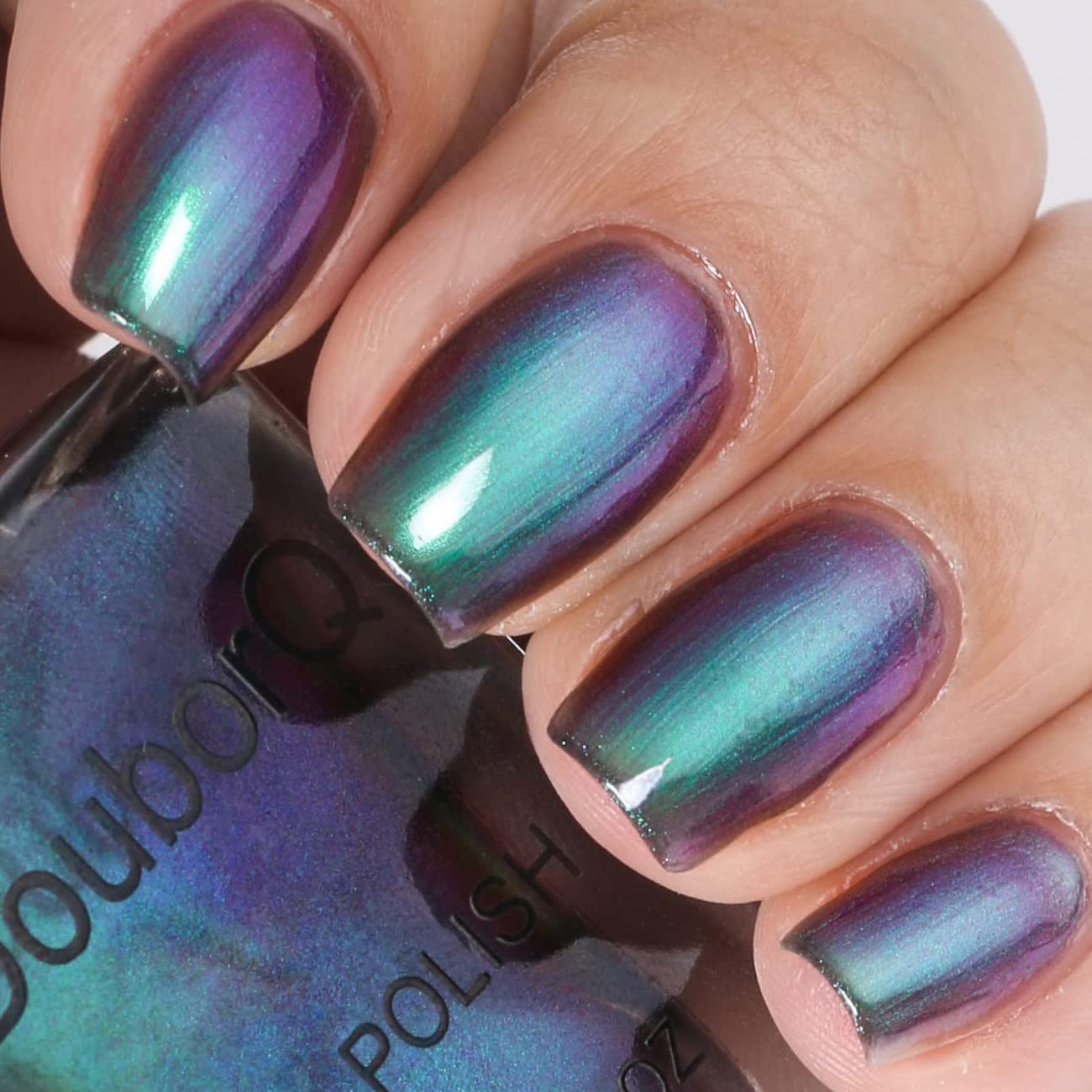 DouborQ Sparkling Chrome Nail Polish,15ml/0.52Fl Oz Holographic Chameleon Nail Polish Long-lasting Shimmer and Iridescent Effect