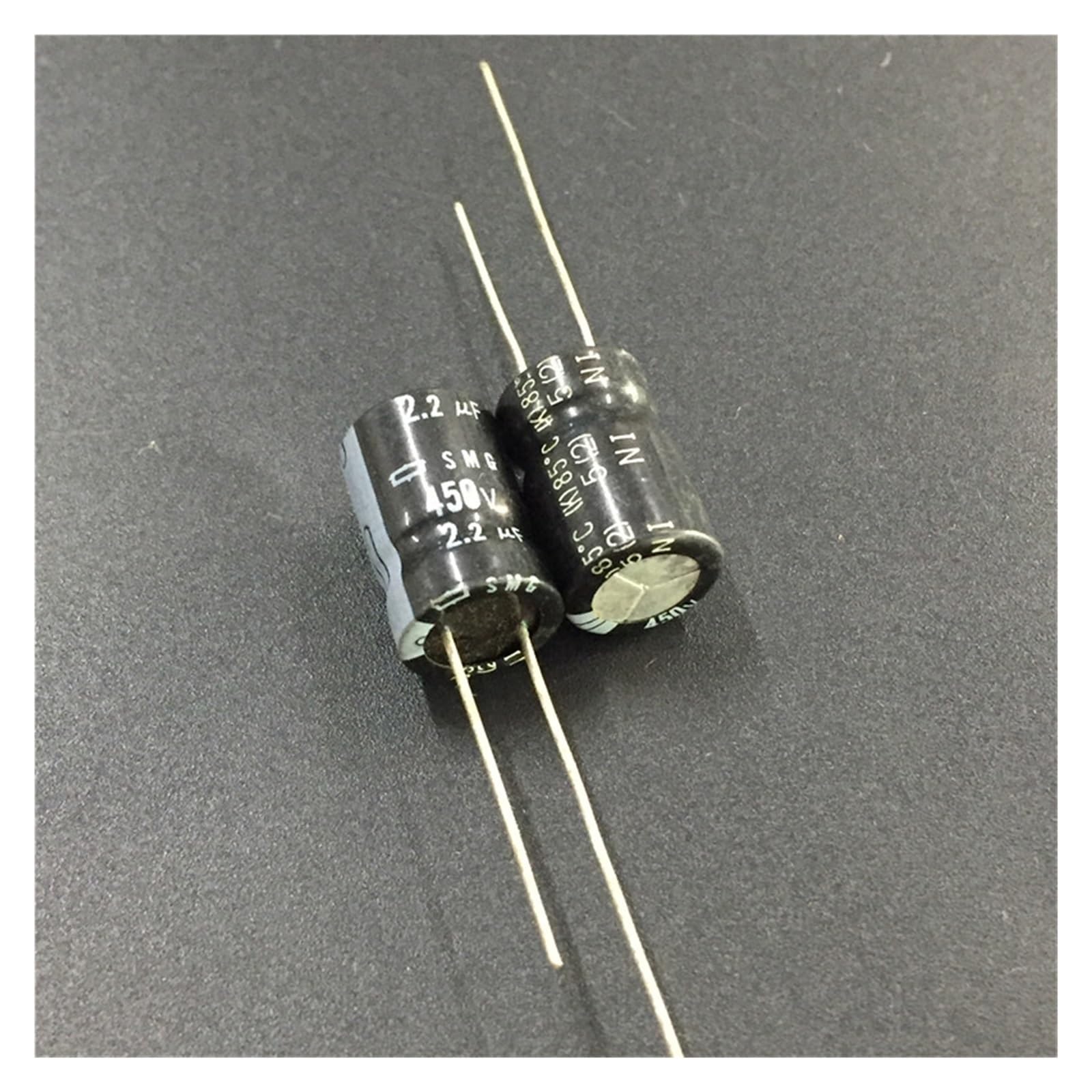 Condensateur 450V 2.2uF électrolytique qui stabilise la tension des circuits en lot de 5