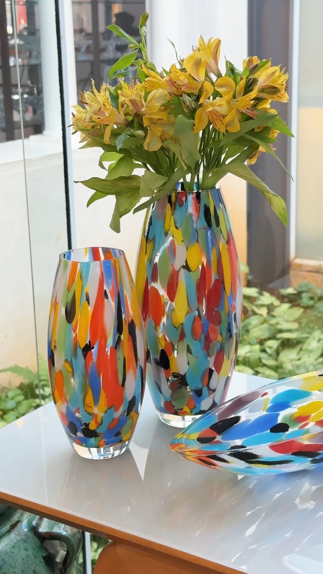Amazon.com: Ca D Oro Pair of Colored Glass Vases Confetti Effect