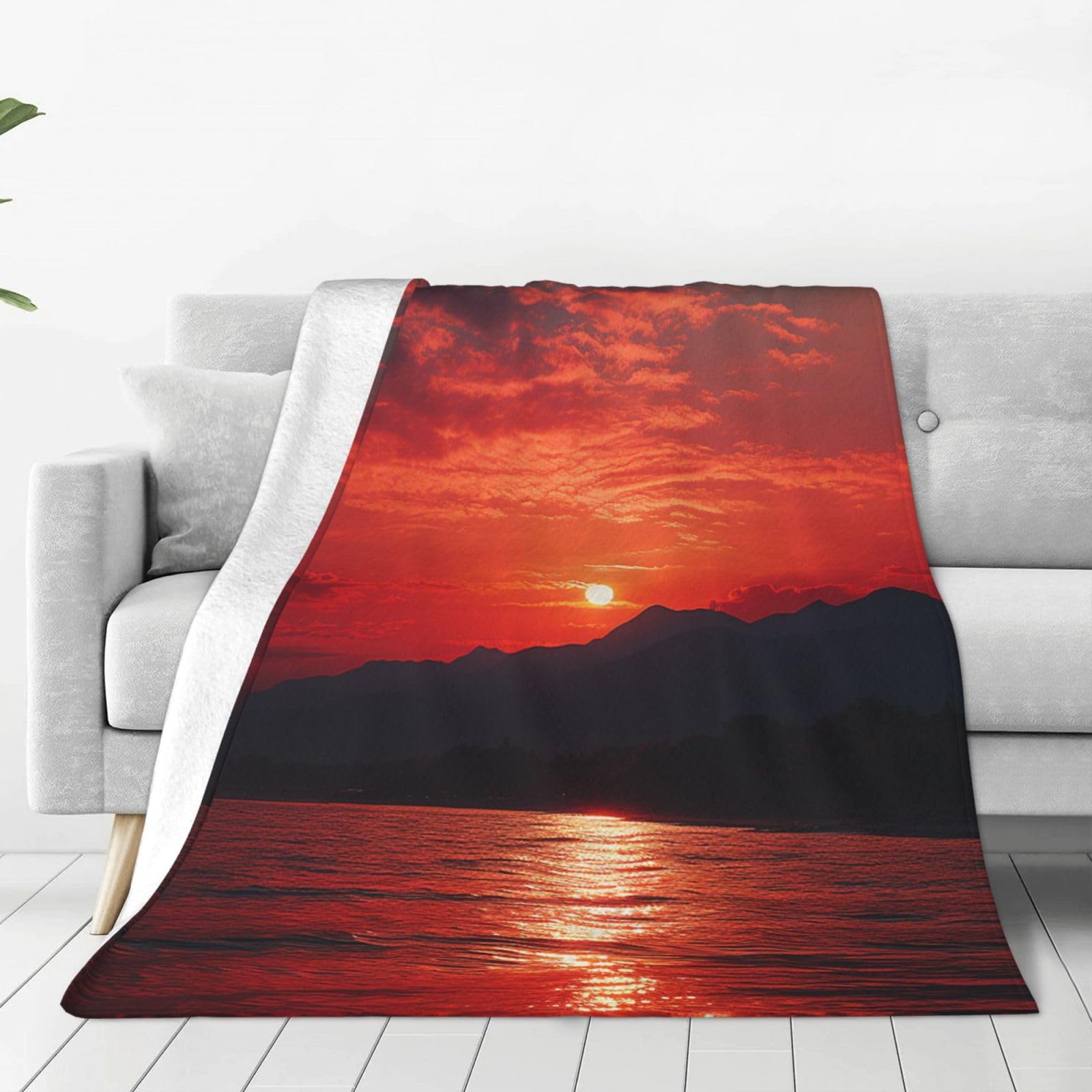 Fiery red Sunset Throw Blanket for Couch, Plush Fuzzy Soft Flannel Blankets and Throws for Sofa, 40"x30" Bed Blankets for Travel Camping Chair, All Season Warm Fleece Blanket