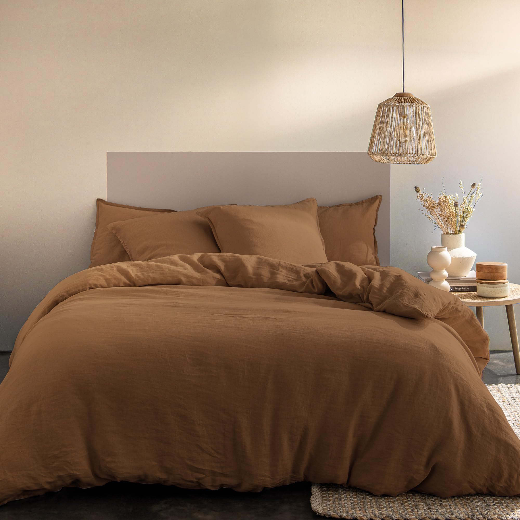 MATT & ROSE Parure de lit Passion Lin Unie 100% Lin lavé | Ecorce | Housse de couette 240x220 cm + 2 taies d'oreiller 50x70 cm | Taies à volant | Fermeture boutons | Oeko-Tex
