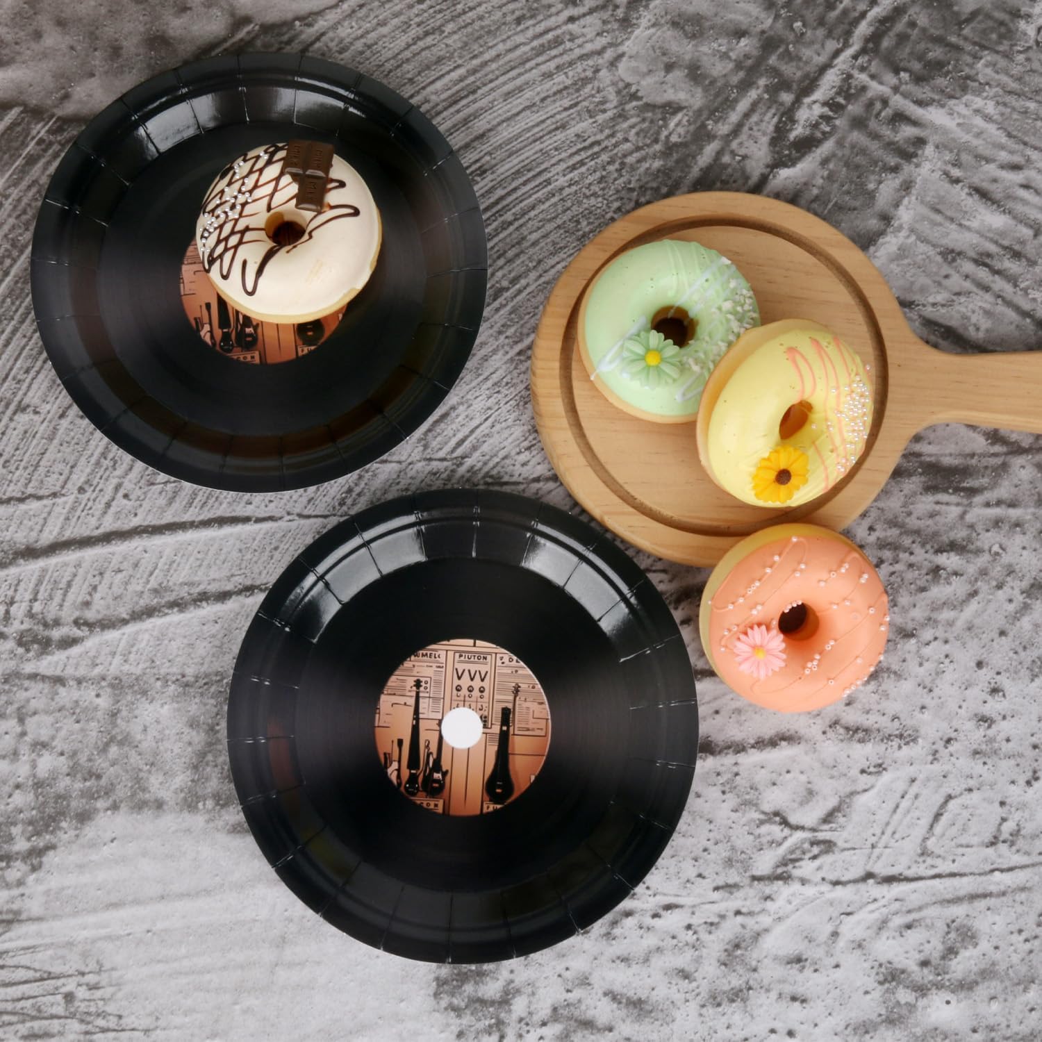 Amazon.co.jp: Pandecor レコード使い捨て紙皿 50枚 7インチ ケーキ
