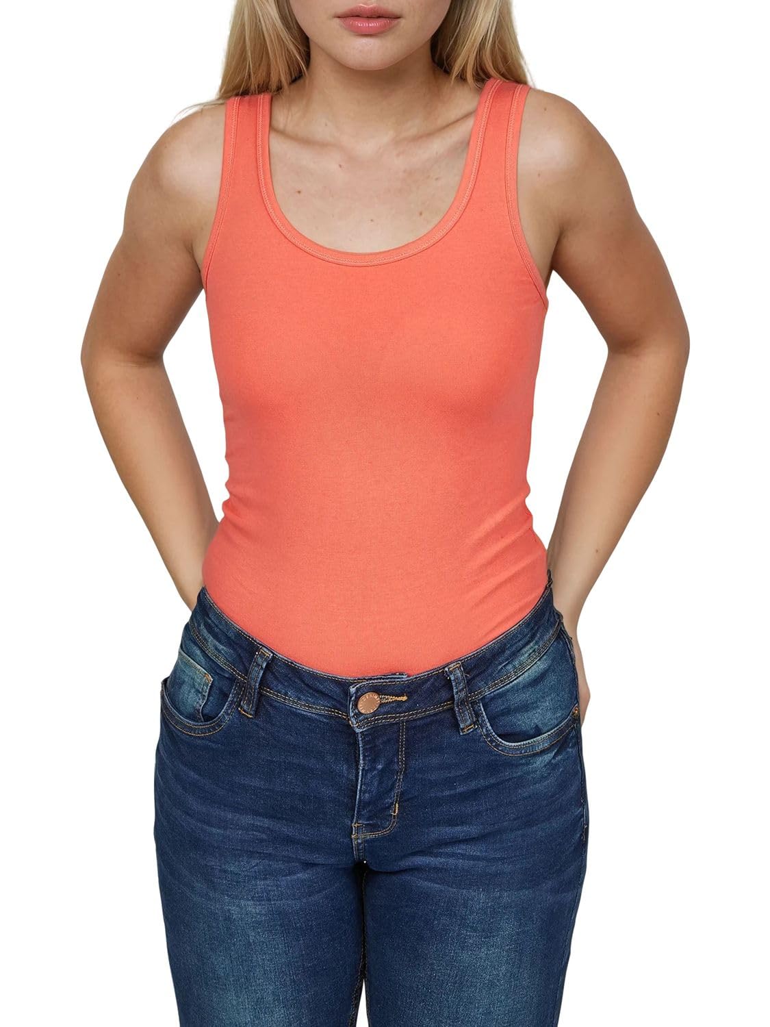 ONLY Onllive LUV Lot de 4 débardeurs d'été pour femme - Coupe ajustée - Col rond - Sans manches - Couleur unie - Noir - Blanc - Beige - Rouge - Vert - Bleu marine - Tailles S, M, L, XL, XXL