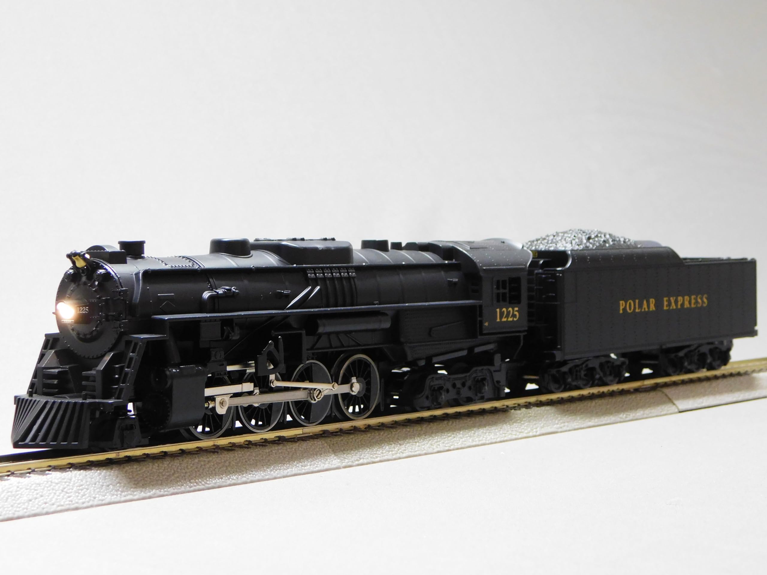 Big Dogz Designs American Flyer Polar STEAM Locomotive 5.0 S Gauge 2217050-E