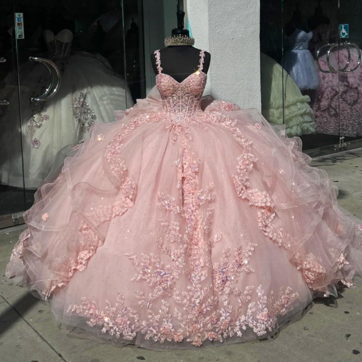 TRHTX Princess Layered Tulle Quinceanera Dresses Spaghetti Straps Ball Gown Glitter Lace Sweet 16 Dresses - Image 2