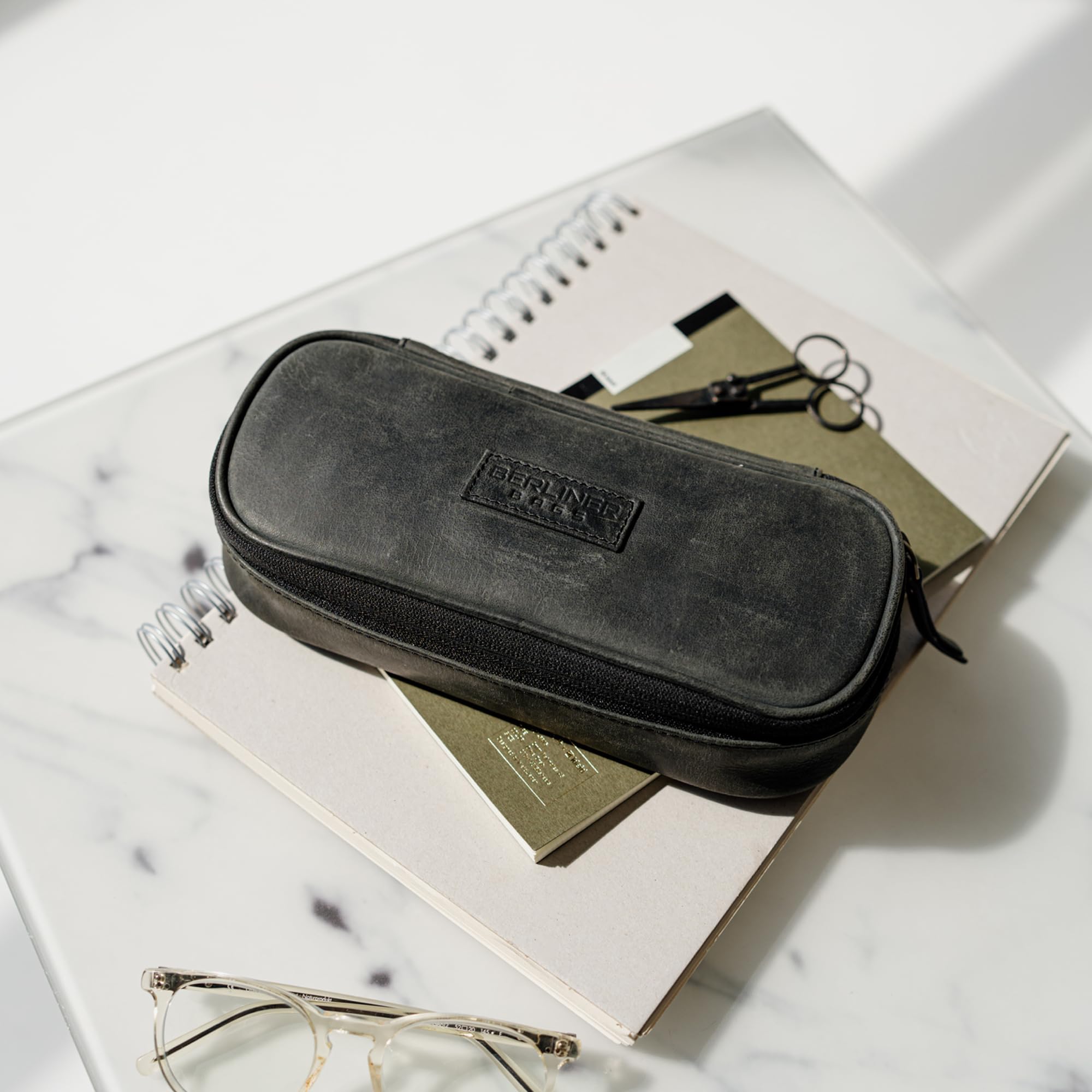 Berliner Bags Vintage Leder Federmäppchen Felix - Federmappe, Federtasche für Jungen - Dunkelgrau