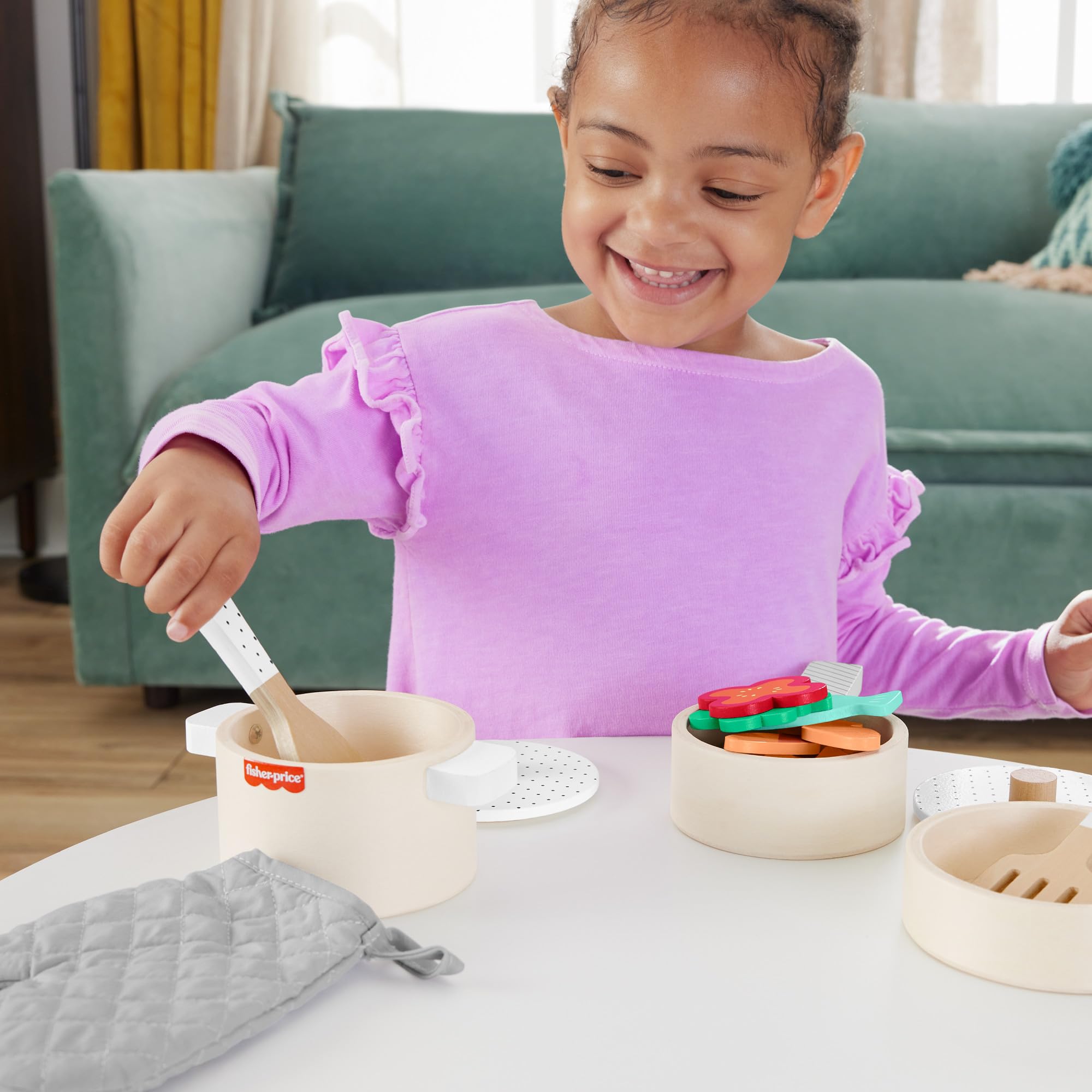 Fisher-Price Maluch gotuje Zestaw drewnianych zabawek 19 elementów, dla dzieci od 3 roku życia, HXT83