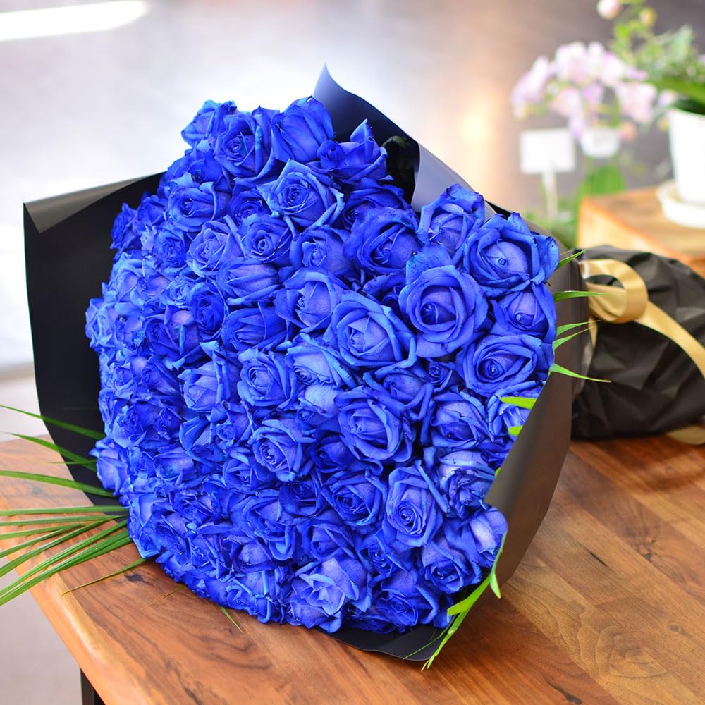 Amazon.co.jp: 【花工房エーデルワイス】青いバラ108本の花束 ブルー