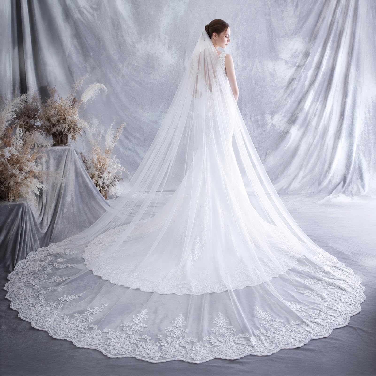 Velo da Sposa in Stile Chiesa con Bordo in Pizzo, Accessorio per Matrimonio, Lungo 300 Cm, con Pettine per Capelli, Adatto A Spose E Ragazze(White)