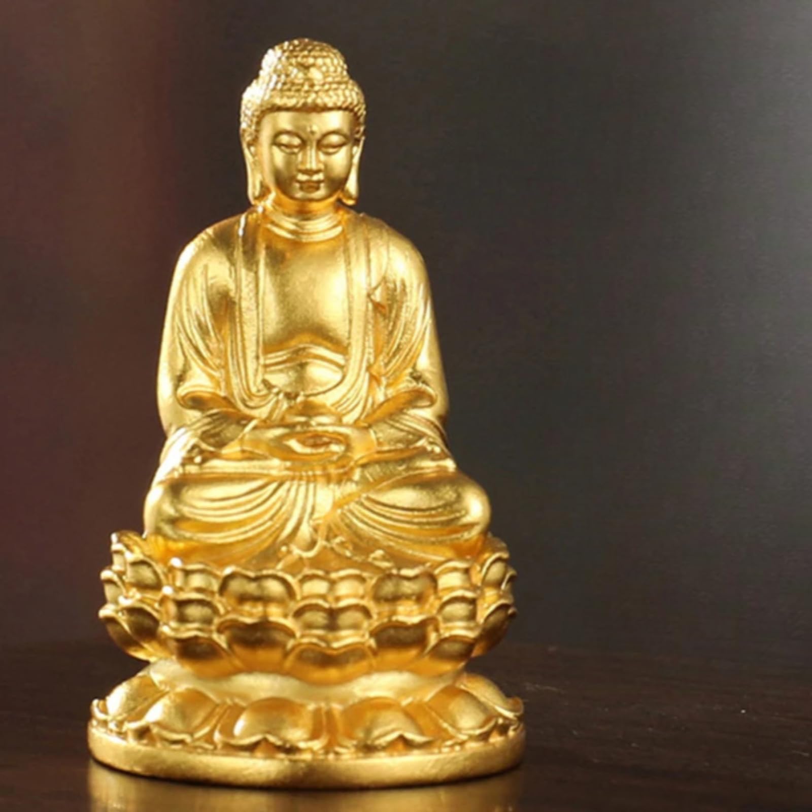 Bouddha Sakyamuni miniature en cuivre pour créer un coin méditation zen