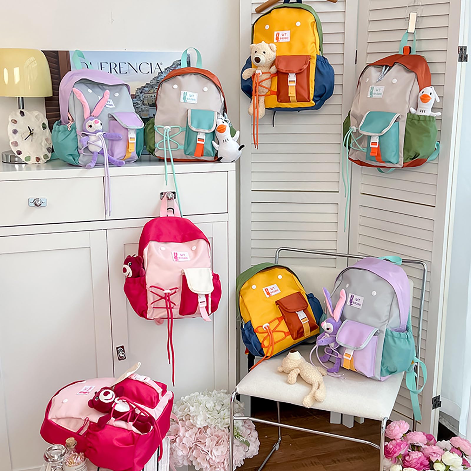 Farbenfroher Abenteuerrucksack mit geschwungenem Schulterdesign, der den Druck für kleine Entdecker reduziert Dünner Kinderrucksack