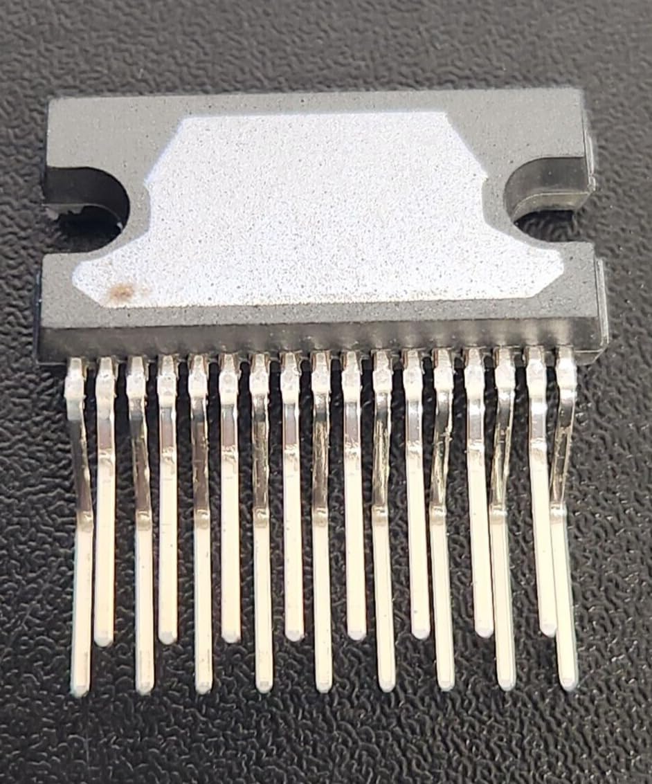 (1 PC) TDA8927J/N1,112 Compatible with Philips