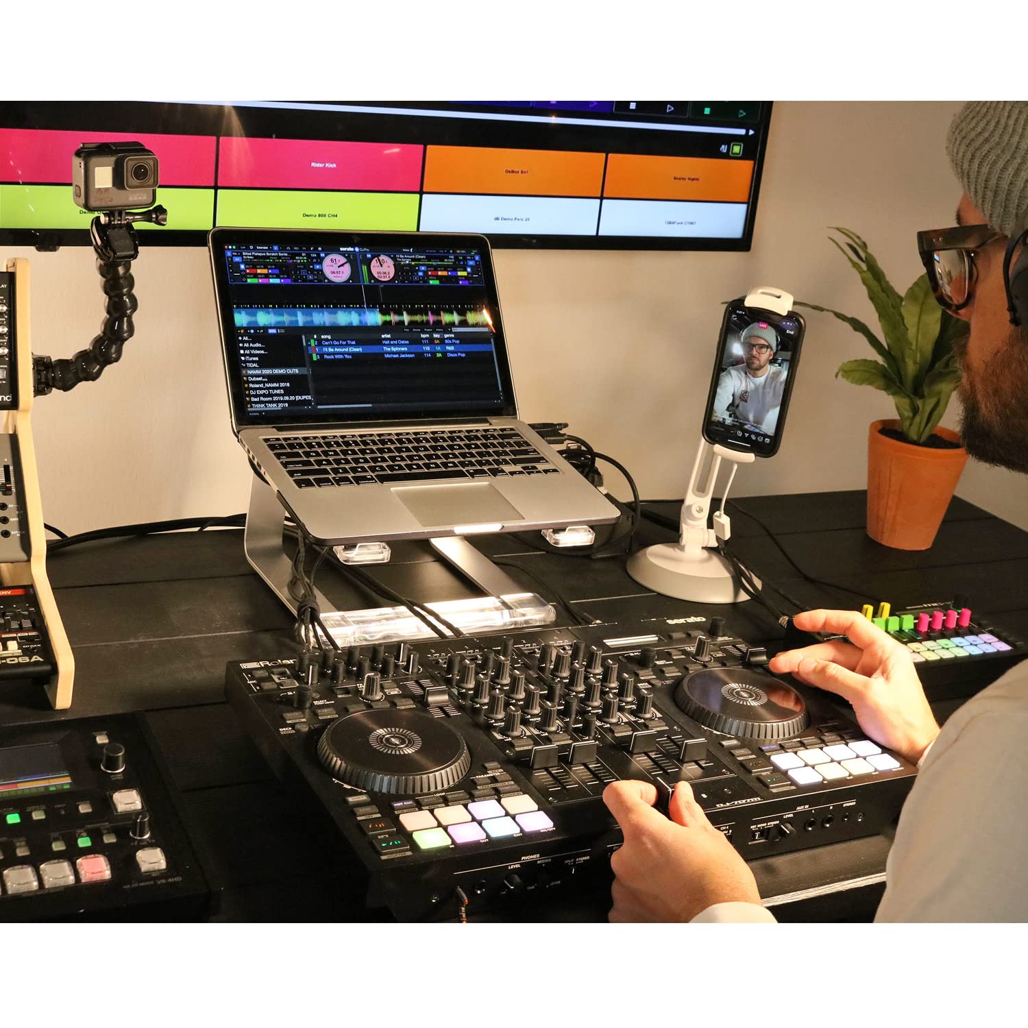 Roland D-J707M controlador móvil DJ Mezclador + keepdrum Soporte para ordenador portátil Plata