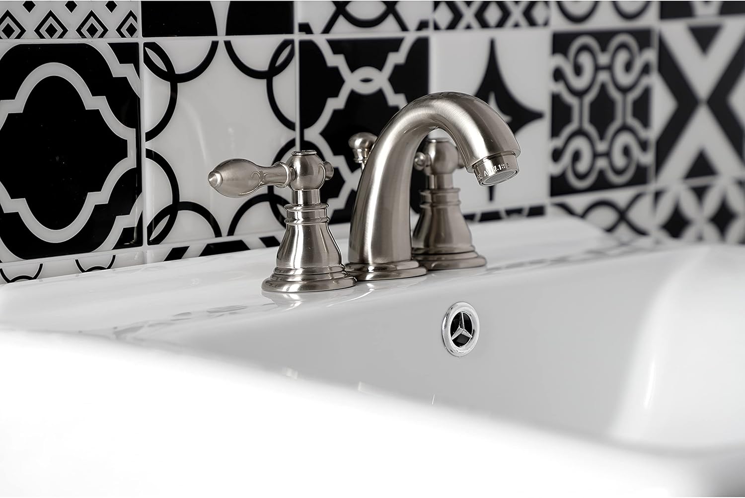 Kingston Brass KB918ACL American Classic Widespread Bathroom Faucet with Retail Pop-Up, Brushed Nickel