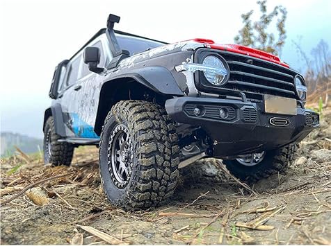1:8 Rc Off Road Vehicle Tank 300 Cmed Type Electric Climbing Car Crawler Model Four Wheel Drive Axle Lock 2Speed Gearbox Light(Silver)