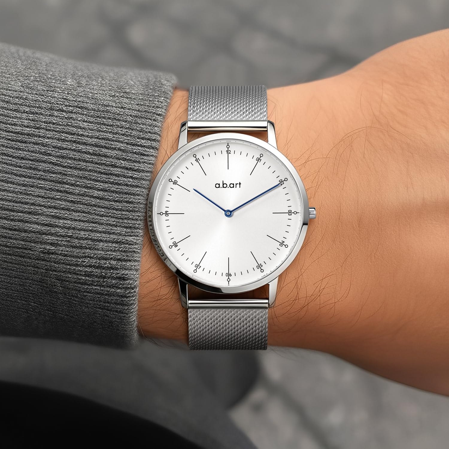 a.b.art Herrenuhr, Quarzuhr mit Schweizer Ronda-Uhrwerk, Saphirglas, weißes Zifferblatt, silbernes Milanaise-Armband, ultraflaches Design, 41 mm