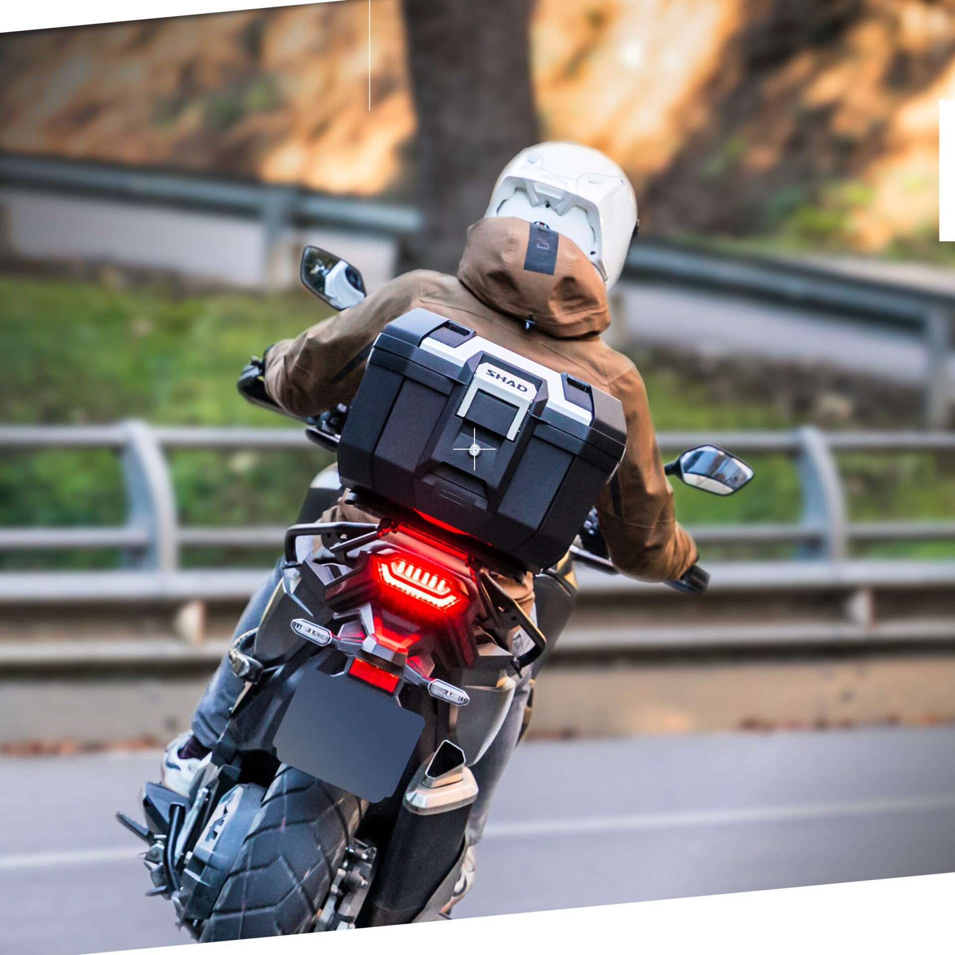 Generico TR41 TOP CASE VALISE BAULETTO MOTO SCOOTER TR 41 L + DOSSIER compatible avec les supports et plaques SHAD