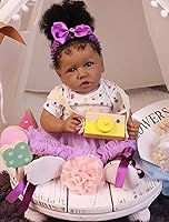 Vista 6 de HOOMAI - Muñeca imitación de bebé real, con cuerpo suave de 22.8 pulgadas, muñeca realista de niña afroamericana