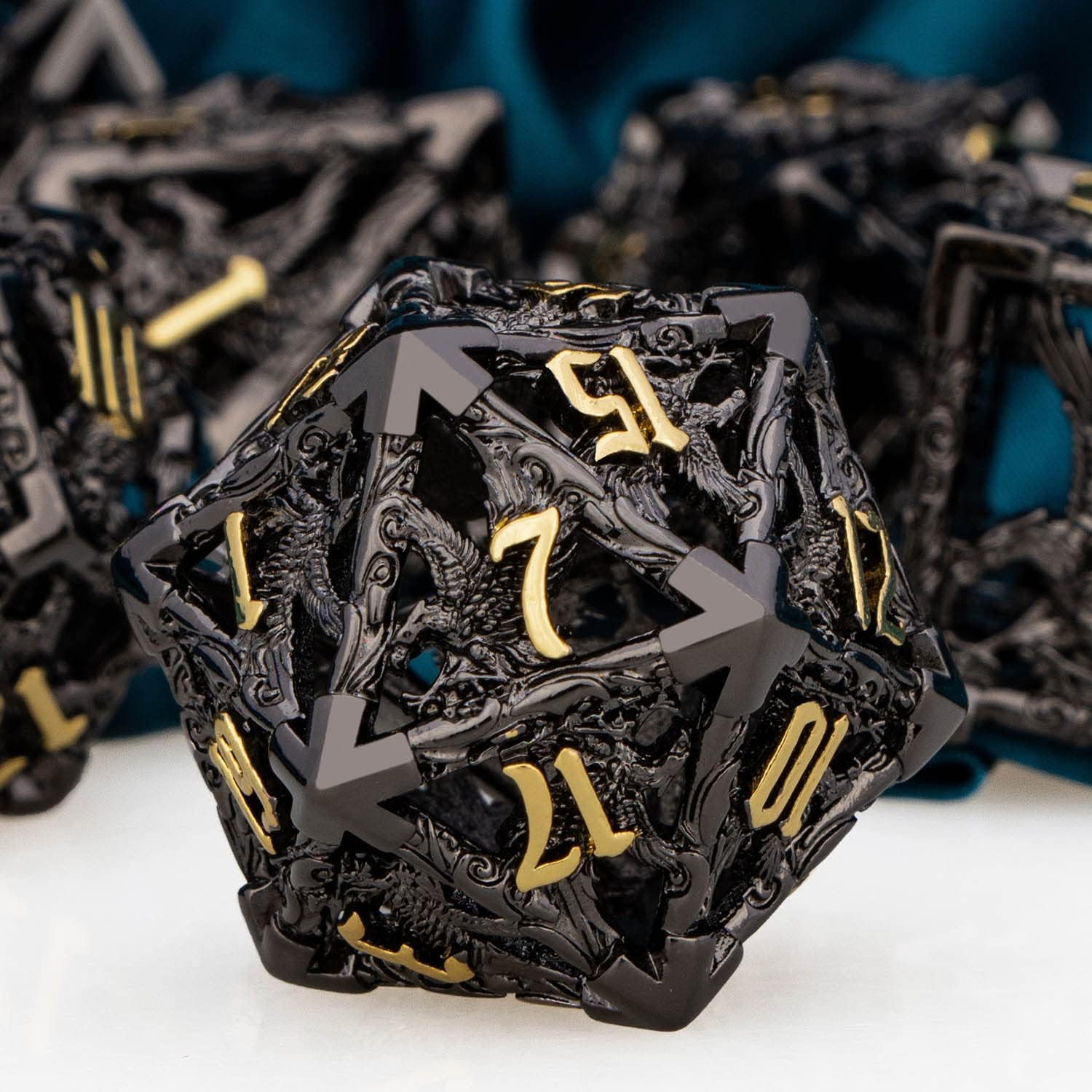 ARUOHHA Giant Eagle Metal Dice Set, 7 Pcs Black Gold Polyhedral RPG D&D Dice D20 D12 D10 D8 D6 D4 with Gift Box