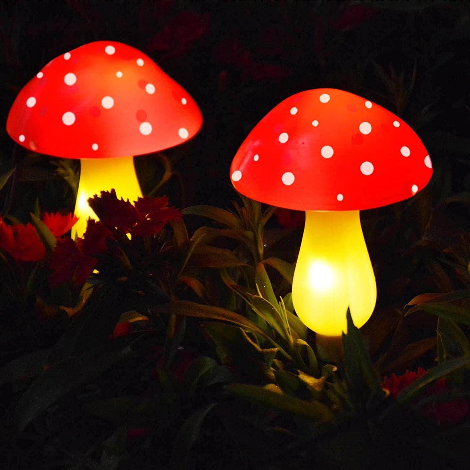 RCFINE Solar Outdoor Lights Set of 8 Solar Mushroom Lights with 8 Modes Waterproof Garden Mushroom Lamp Outside Decoration for Pathway Landscape Yard Easter Pathway (Red)